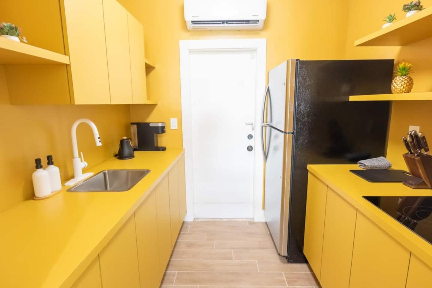 Stylish 2Bed Apartment El Portal Μαϊάμι Εξωτερικό φωτογραφία