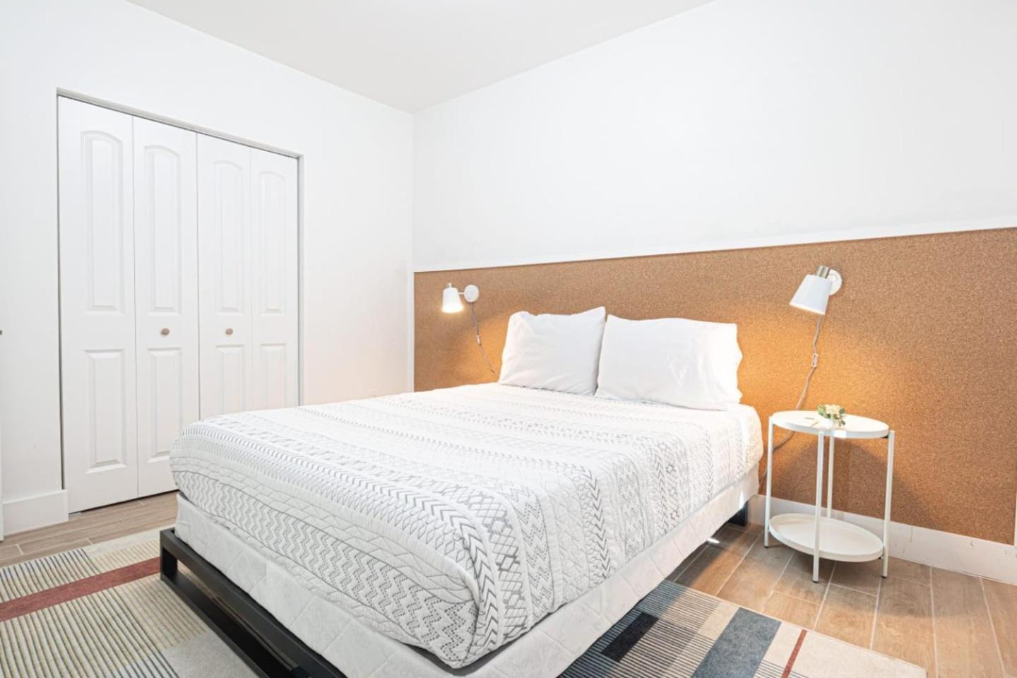 Stylish 2Bed Apartment El Portal Μαϊάμι Εξωτερικό φωτογραφία